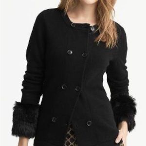EUC Banana Republic, long sleeve faux fur cuff cardigan black. SZ XS